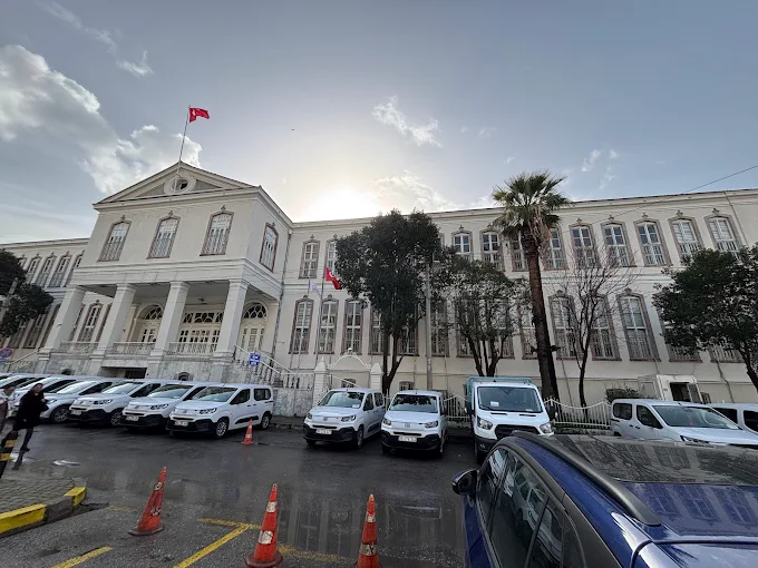 İzmi̇r İl Sağlikta Şok İddi̇alar Canli Yayinda Açiklanacak! (2)