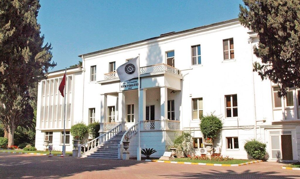 ege üniversitesi rektörlük